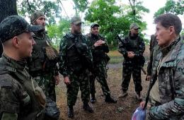 14.06.2023 Олег Кожемяко побывал на позициях приморских мотострелков | Администрация муниципального округа город Партизанск Приморского края Официальный сайт